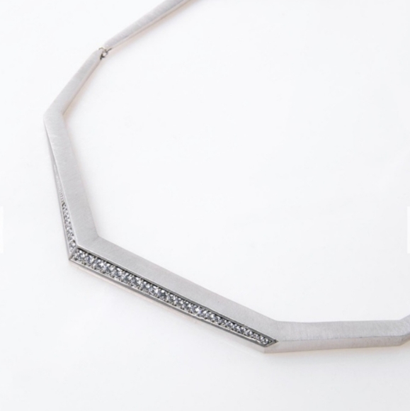 Kendra Scott Lucas Necklace - Picture 2 of 6